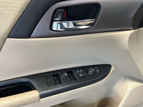 Used 2014 Honda Accord LX image 6