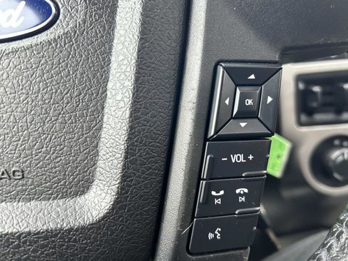 Used 2017 Ford Expedition EL XLT w/ Equipment Group 202A image 28