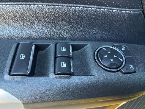 Used 2018 Ford Mustang GT Premium w/ Equipment Group 401A image 15