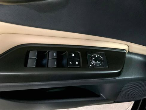 Used 2019 Lexus ES 350 w/ Accessory Package FWD image 32