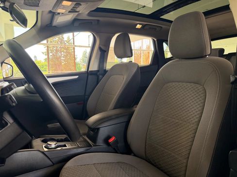 Used 2020 Ford Escape SE AWD/4WD image 17