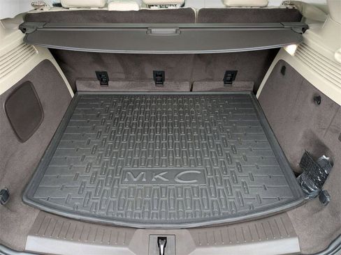 Used 2019 Lincoln MKC Reserve w/ MKC Climate Package image 28