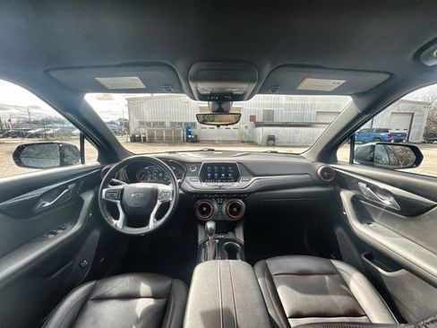 Used 2021 Chevrolet Blazer RS w/ Enhanced Convenience Package image 19