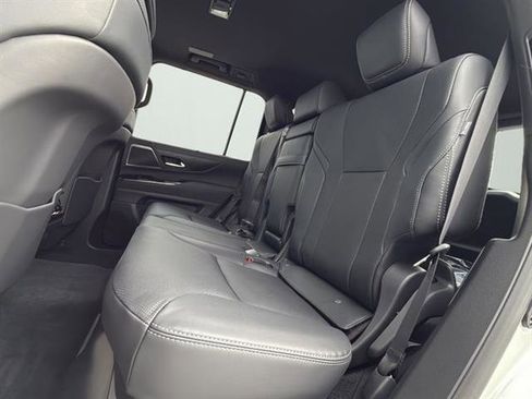 New 2025 Lexus LX 600 4WD w/ Luxury Package image 10