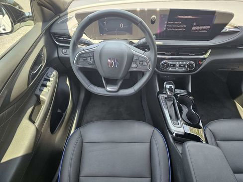 Used 2025 Buick Envista Sport Touring w/ Convenience I Package FWD image 16