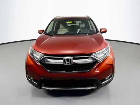 Used 2018 Honda CR-V Touring image 2