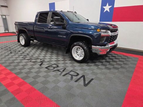 Used 2022 Chevrolet Silverado 2500 LT w/ Convenience Package image 15