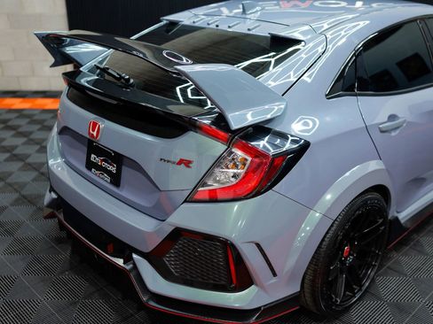 Used 2019 Honda Civic Type R image 17