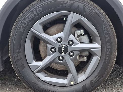 Certified 2025 Kia K4 FWD image 8