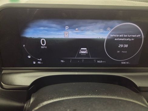 Used 2024 Kia Seltos EX FWD image 15