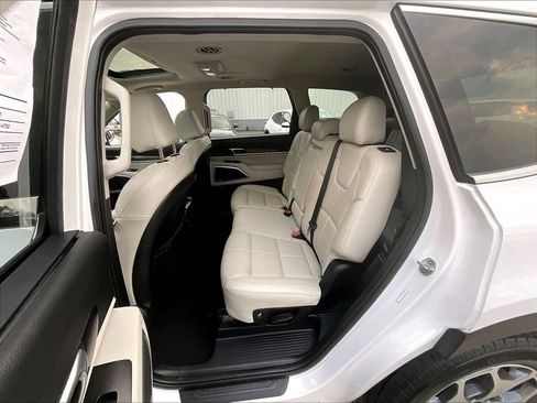 Used 2021 Kia Telluride EX AWD/4WD image 15