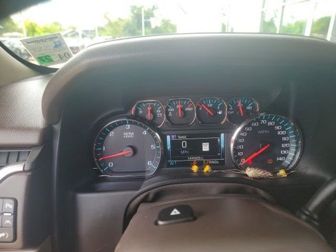Used 2019 Chevrolet Tahoe Premier RWD image 9