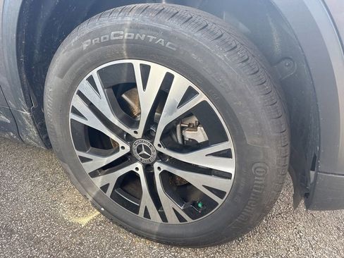 Certified 2025 Mercedes-Benz GLA 250 4MATIC image 35