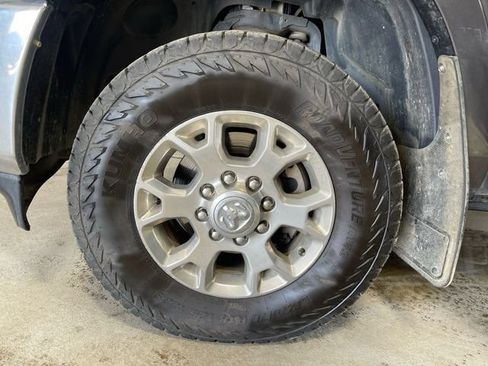 Certified 2022 RAM 2500 Laramie AWD/4WD image 11