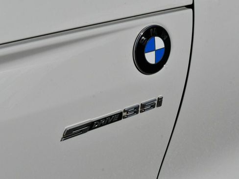 Used 2012 BMW Z4 sDrive35i RWD image 11