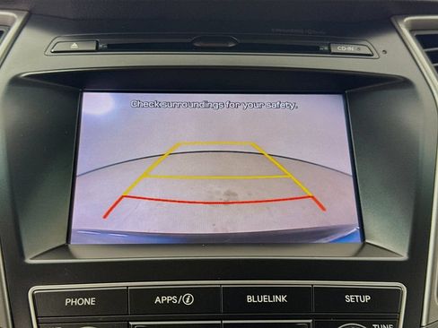 Used 2017 Hyundai Santa Fe SE FWD image 16