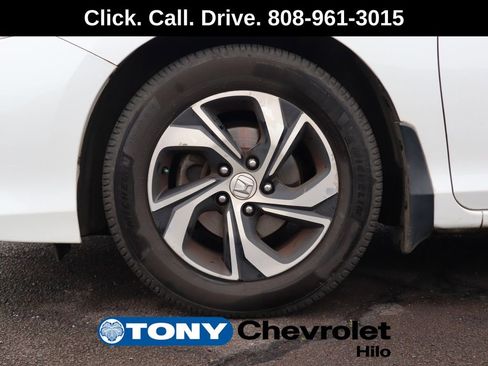 Used 2017 Honda Accord LX image 19