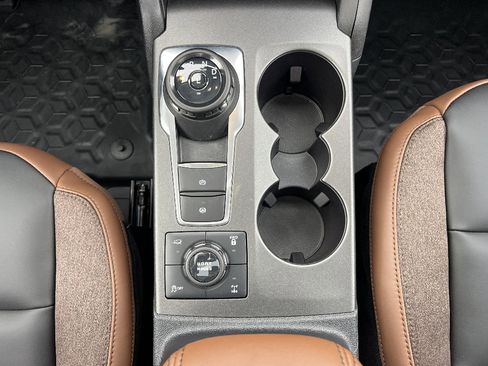 New 2025 Ford Bronco Sport Outer Banks w/ Sasquatch Outer Banks Package AWD/4WD image 27