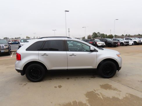 Used 2011 Ford Edge SEL w/ 201A Rapid Spec Order Code image 10