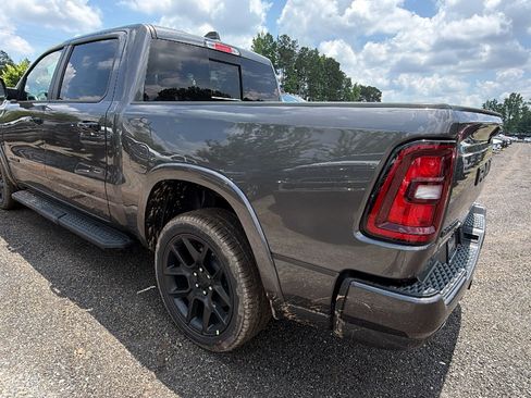New 2026 RAM 1500 Laramie AWD/4WD image 10