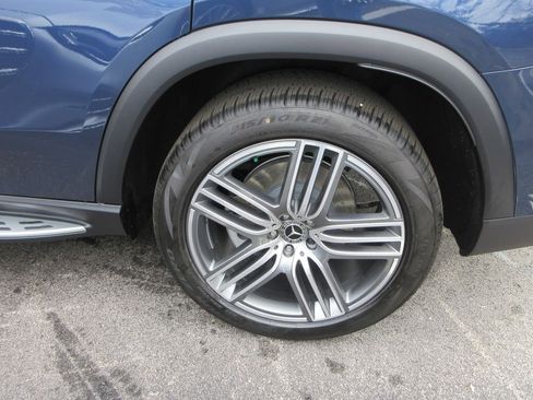 New 2026 Mercedes-Benz GLS 450 GLS 450 image 4