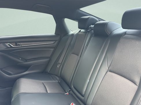 Used 2022 Honda Accord Sport image 15