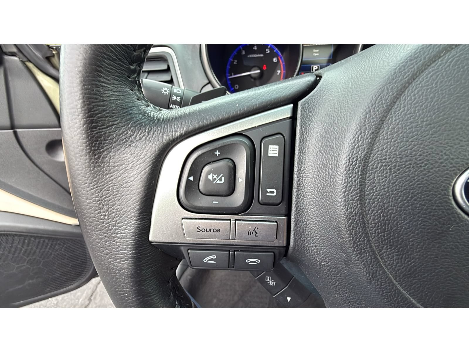 Used 2017 Subaru Outback 2.5i Premium AWD/4WD image 26