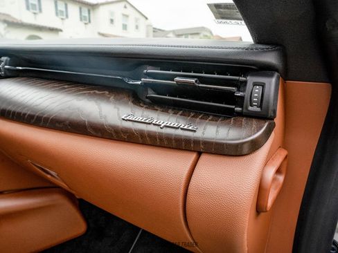 Used 2023 Maserati Quattroporte GT RWD image 48