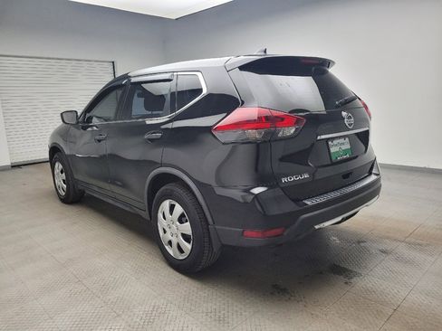 Used 2019 Nissan Rogue S image 5