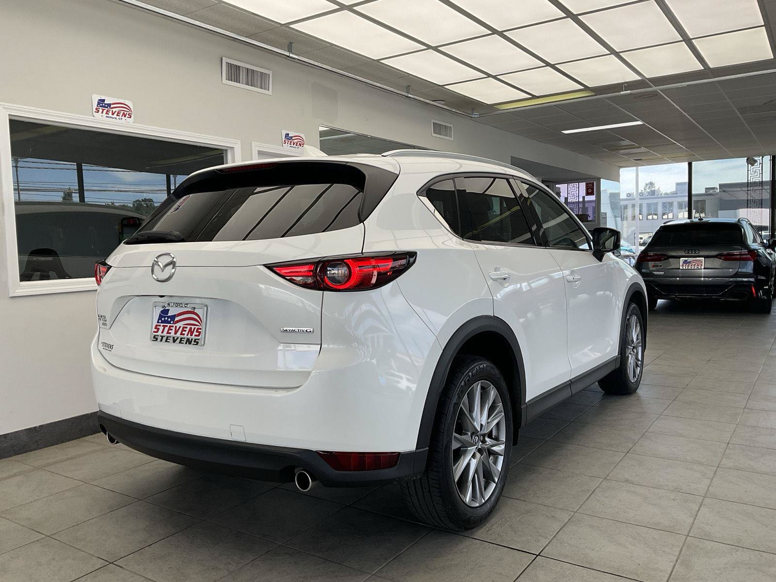 Used 2021 MAZDA CX-5 Grand Touring AWD/4WD image 5