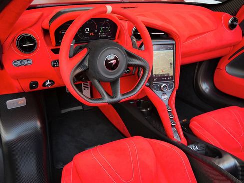 Used 2022 McLaren 765LT RWD image 8