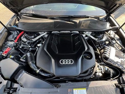 Used 2021 Audi A6 Premium Plus w/ Premium Plus Package AWD/4WD image 2