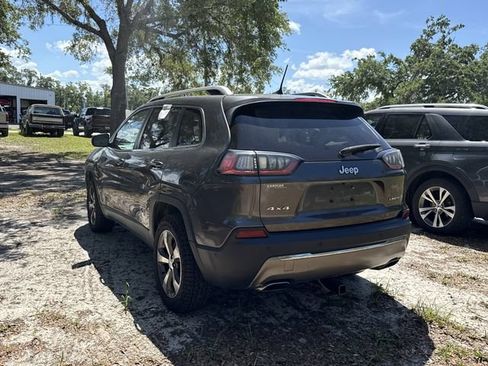 Used 2019 Jeep Cherokee Limited w/ Luxury Group AWD/4WD image 5