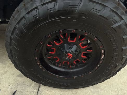 Used 2018 Jeep Wrangler Unlimited Rubicon AWD/4WD image 14