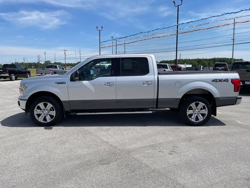 Used 2018 Ford F150 XLT w/ Equipment Group 302A Luxury AWD/4WD image 4