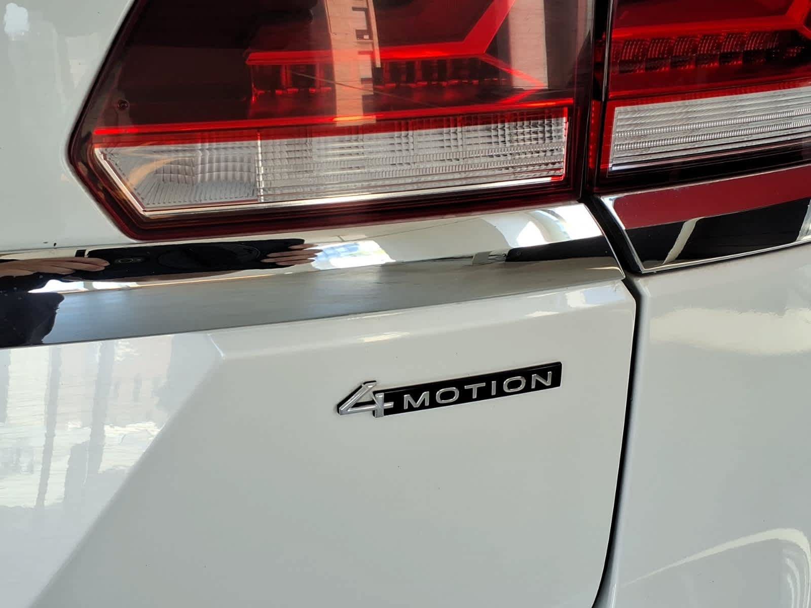 Used 2023 Volkswagen Atlas SEL AWD/4WD image 8