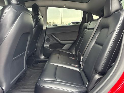 Used 2022 Tesla Model Y Performance image 26