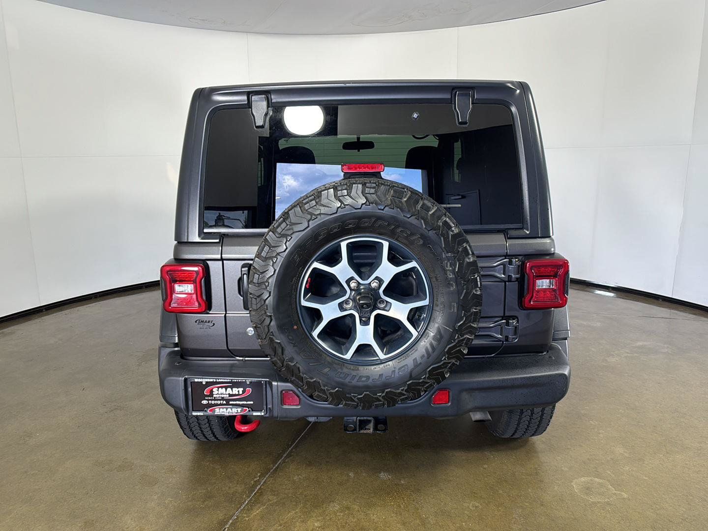 Used 2020 Jeep Wrangler Rubicon w/ Steel Bumper Group AWD/4WD image 11