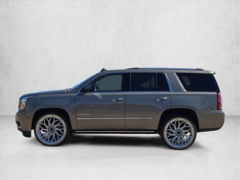 Used 2019 GMC Yukon Denali w/ Denali Ultimate Package RWD image 9