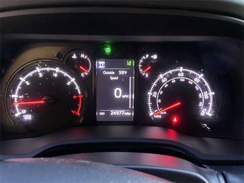 Used 2024 Toyota 4Runner SR5 Premium image 31