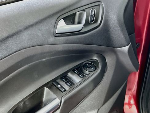 Used 2017 Ford Escape SE AWD/4WD image 17