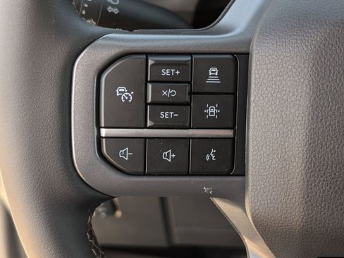 Used 2025 Ford F150 Lariat w/ Equipment Group 502A High image 23