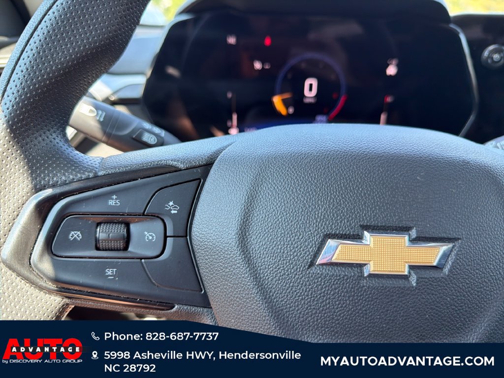 Used 2025 Chevrolet TrailBlazer LT FWD image 24