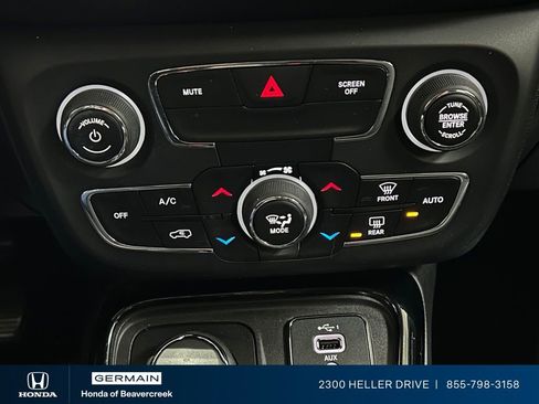 Used 2019 Jeep Compass Limited image 24