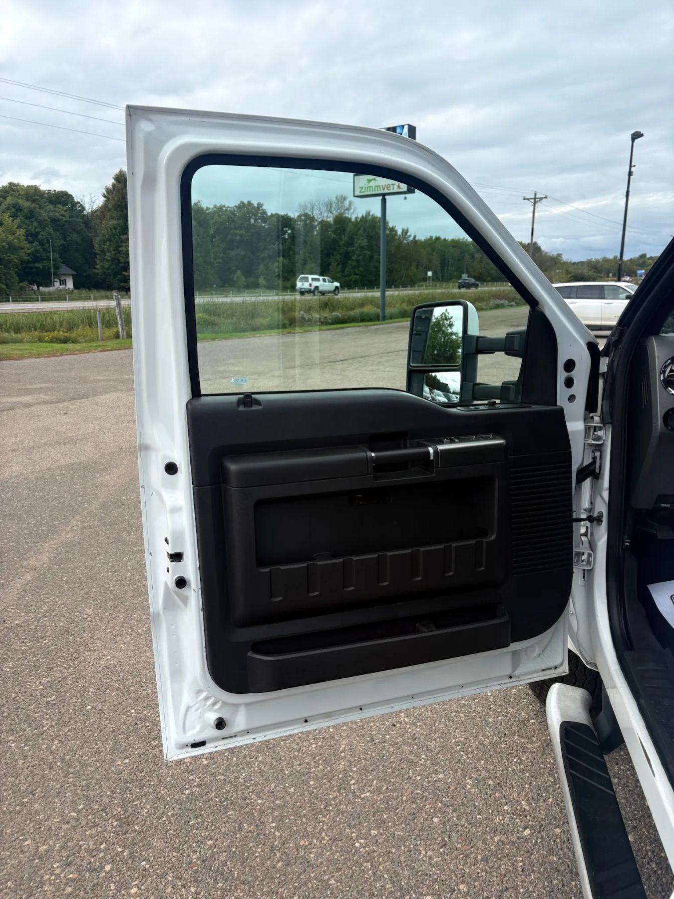 Used 2009 Ford F250 FX4 AWD/4WD image 11