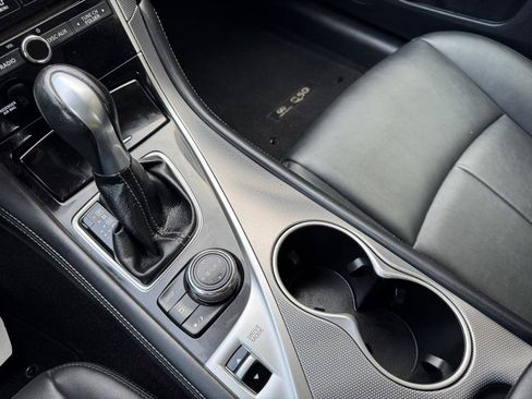 Used 2017 INFINITI Q50 2.0t w/ Moonroof Package image 18