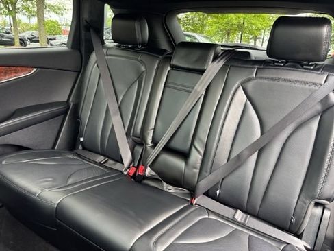Used 2020 Lincoln Nautilus Reserve FWD image 23