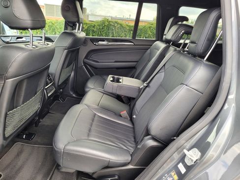 Used 2018 Mercedes-Benz GLS 450 4MATIC image 10