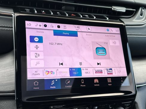 New 2025 Jeep Grand Cherokee Overland image 18