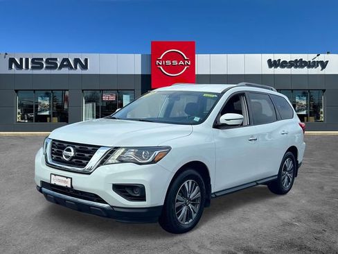 Used 2020 Nissan Pathfinder S AWD/4WD image 4